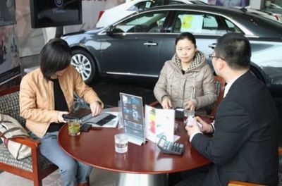 常州地区XTS首位车主新车交接仪式顺利举行，营销顾问助力品牌形象提升